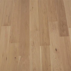 Tvrdo drvo izrađeno od širokih dasaka